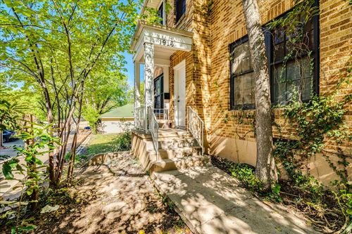 1916 Robbins Pl, Austin, TX, 78705-5316 | Card Image