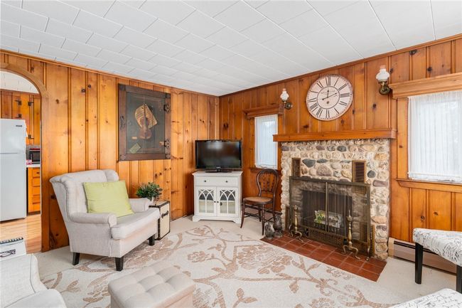 61 Everett Ave, House other with 2 bedrooms, 1 bathrooms and 2 parking in Bristol RI | Image 10