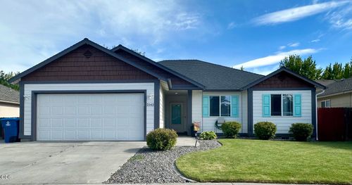 2142 Nw Elm Ave, Redmond, OR, 97756-7021 | Card Image