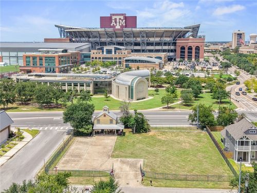 101 Fairview Ave, College Station, TX, 77840-2925 | Card Image