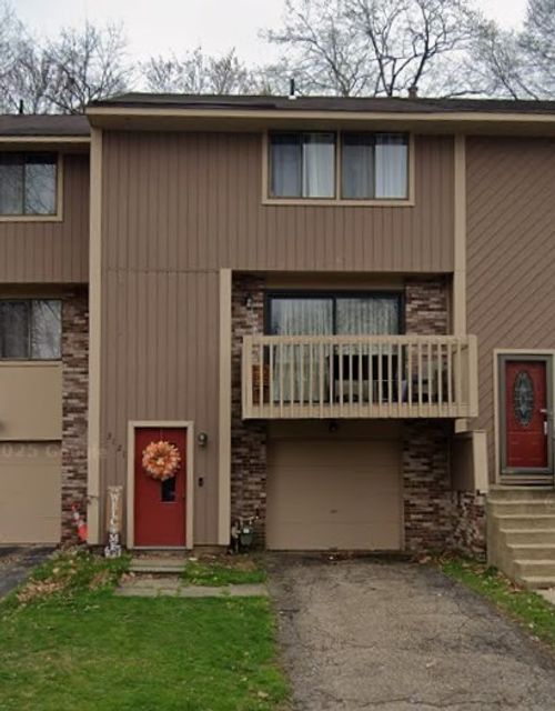 3121 Laurel Ridge Cir, Bridgeville, PA, 15017-1613 | Card Image