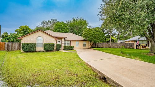 906 Pear Ct, Joshua, TX, 76058-5712 | Card Image