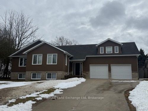 405 Minnie St, Wingham, ON, N0G2W0 | Card Image