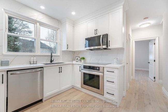 531 King St E, House other with 3 bedrooms, 2 bathrooms and 5 parking in Oshawa ON | Image 13