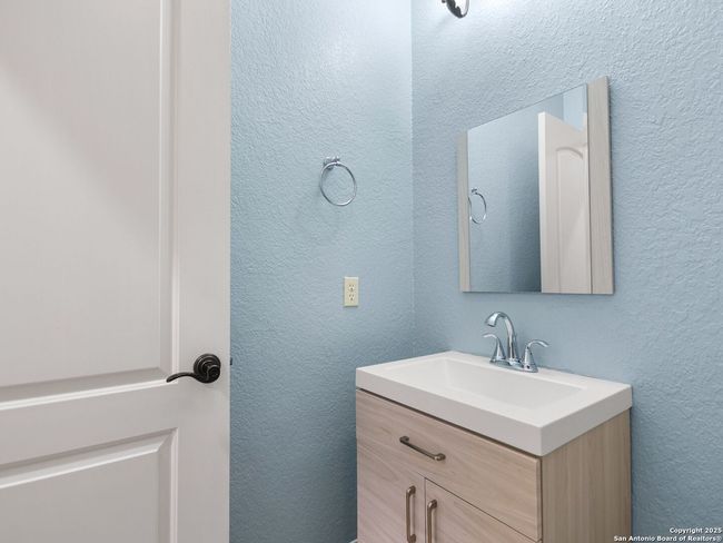 30031 Cibolo Trce, House other with 3 bedrooms, 3 bathrooms and null parking in Fair Oaks Ranch TX | Image 37
