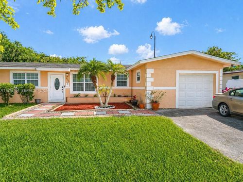 4836 Nw 1st St, Plantation, FL, 33317-2008 | Card Image