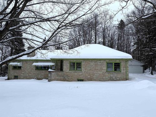 7892 Old 101 Rd, Armstrong Creek, WI, 54103-9725 | Card Image