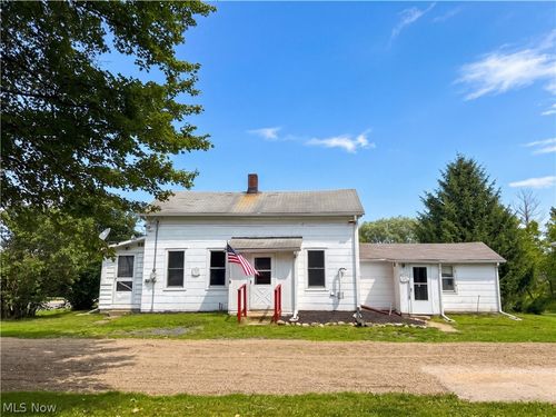 12399 Old State Rd, Chardon, OH, 44024-9560 | Card Image