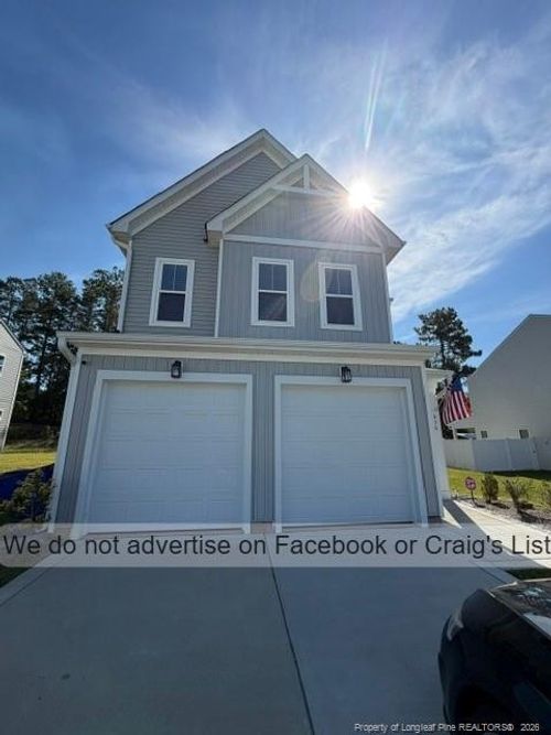 636 Union St, Raeford, NC, 28376-9834 | Card Image