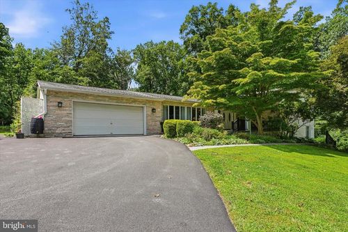 1710 Cold Spring Rd, Newtown Square, PA, 19073-2717 | Card Image