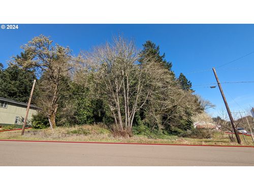 517 N First St, Drain, OR, 97435 | Card Image