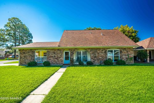 101 Briarwood Dr, Lafayette, LA, 70501-2317 | Card Image