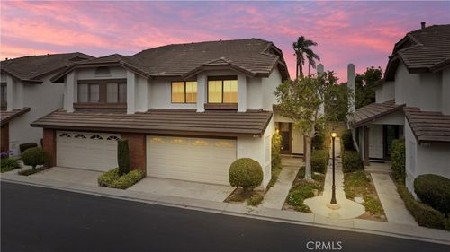 8571 Shadow Ln, Fountain Valley, CA, 92708-5541 | Card Image