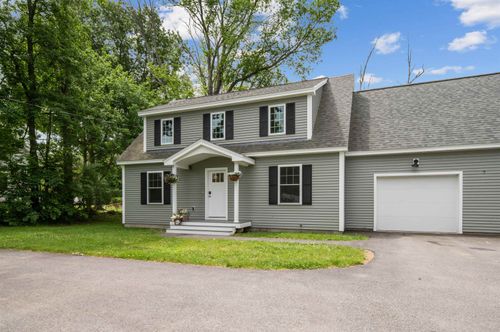 2-7 Hampton Rd, Exeter, NH, 03833-4807 | Card Image