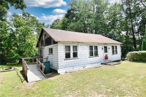 2138 Horsecreek Rd, Oil City, PA, 16301-4106 | Card Image