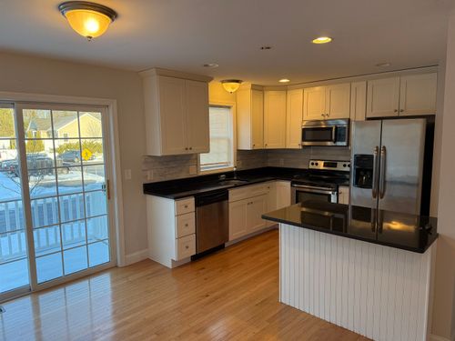 16 Sheffield Dr, Dover, NH, 03820-4729 | Card Image