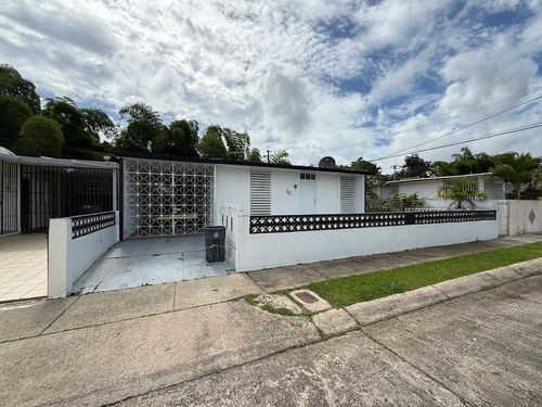 Q-10 Borbon, CAGUAS, PR, 00725 | Card Image