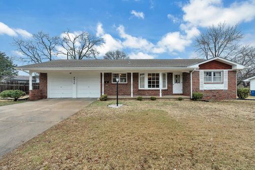 4510 E 25th St N, Wichita, KS, 67220-2553 | Card Image
