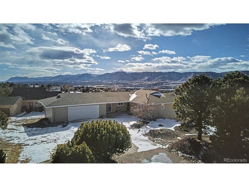 733 Bowstring Rd, Monument, CO, 80132 | Card Image