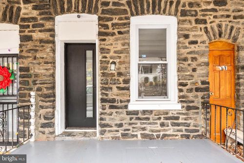 611 Ford St, CONSHOHOCKEN, PA, 19428-2925 | Card Image