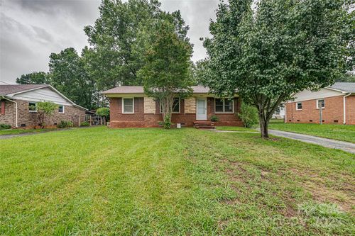 4808 Brooktree Dr, Charlotte, NC, 28208-1613 | Card Image