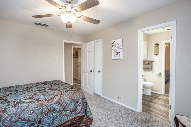2002 Everglade Dr, House other with 3 bedrooms, 4 bathrooms and null parking in Gainesville TX | Image 26