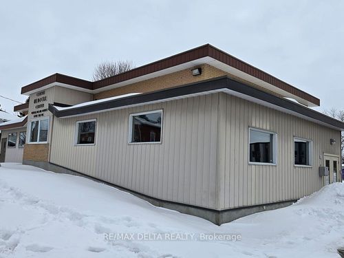 suite-2-42 Mill St, Vankleek Hill, ON, K0B1R0 | Card Image