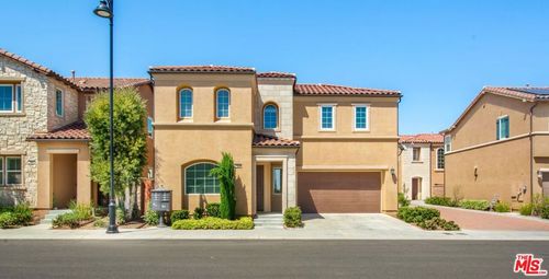 20659 W Beech Cir, Porter Ranch, CA, 91326-4945 | Card Image