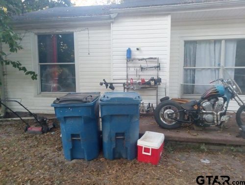 405 E South St, Overton, TX, 75684-1819 | Card Image