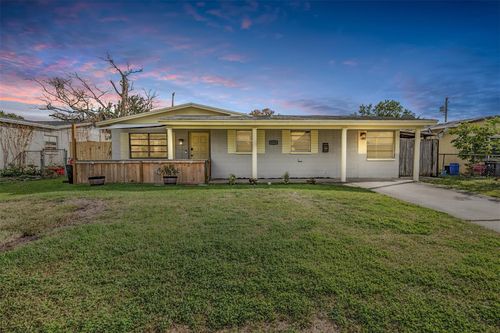 5960 89th Ave N, Pinellas Park, FL, 33782-4922 | Card Image