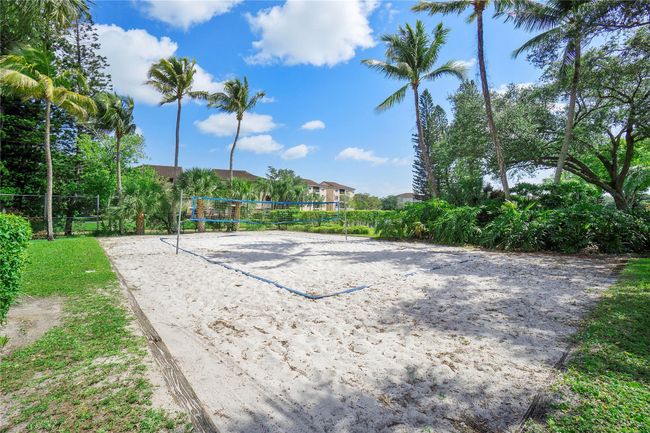 4306 Carambola Cir N, Townhouse with 2 bedrooms, 3 bathrooms and null parking in Coconut Creek FL | Image 46