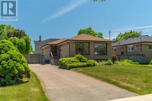 51 Eringate Drive, Toronto (Eringate-Centennial-West Deane), ON, M9C3Z2 | Card Image