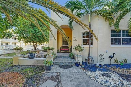 2000 Jackson St, Hollywood, FL, 33020-5024 | Card Image