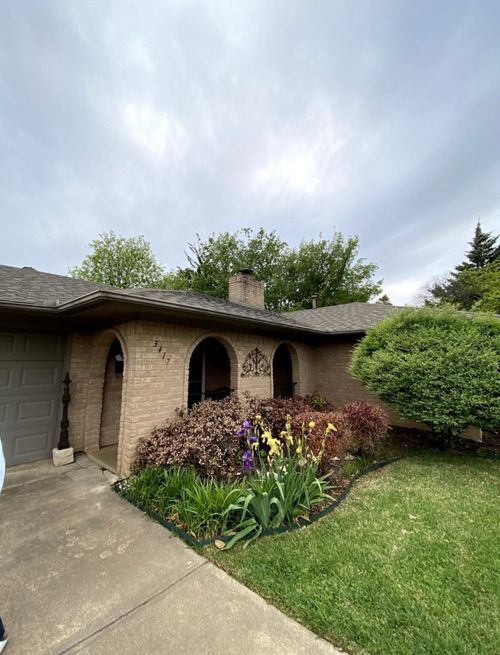 3417 Glenmont Dr, Fort Worth, TX, 76133-3118 | Card Image
