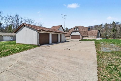 8284 W Lake Holiday Dr, Mears, MI, 49436-9441 | Card Image