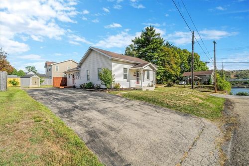 206 Washington St, Vanport, PA, 15009 | Card Image