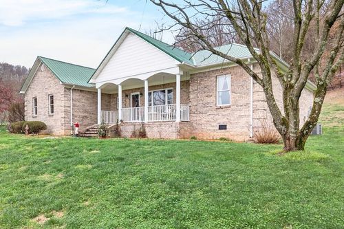 444 Mackie Rd, Sparta, TN, 38583-5791 | Card Image