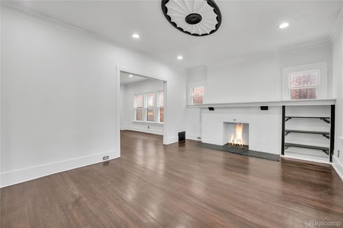 1708 Burlingame St, Detroit, MI, 48206-1300 | Card Image