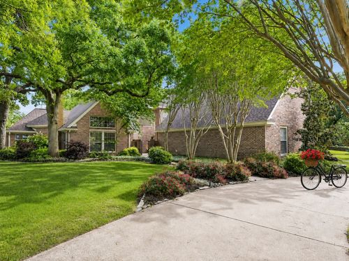 1355 Woodbrook Ln, Southlake, TX, 76092-4842 | Card Image