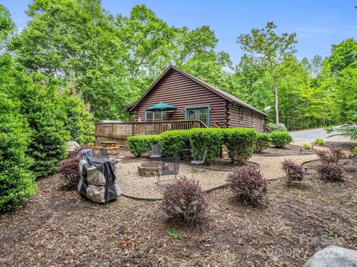 250 Valley Dr, Rutherfordton, NC, 28139-6454 | Card Image