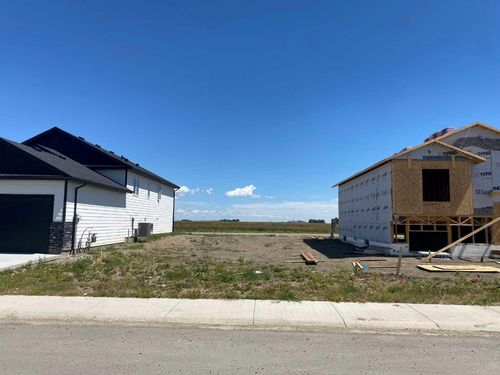 1909 Parkside Way, Coaldale, AB, T1M0E8 | Card Image