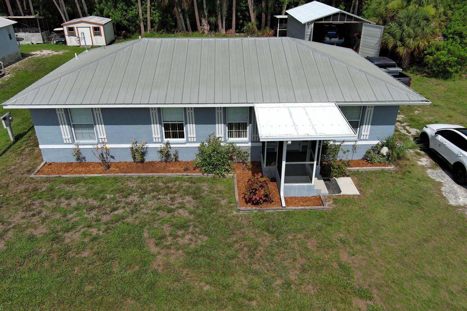 Residential in Moore Haven 3