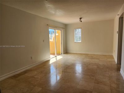 502 - 322 Madeira Ave, Condo with 1 bedrooms, 1 bathrooms and null parking in Coral Gables FL | Image 2