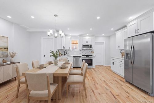 4 Crosby Ave, Brooklyn, NY, 11207-1904 | Card Image