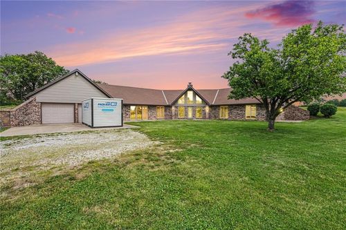 2946 Sw 204th St, Trimble, MO, 64492-7869 | Card Image