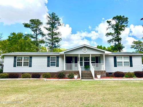 17881 Harry Malloy Rd, Laurinburg, NC, 28352-6256 | Card Image