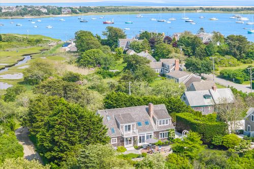 86 Champlain Rd, Chatham, MA, 02633-2512 | Card Image