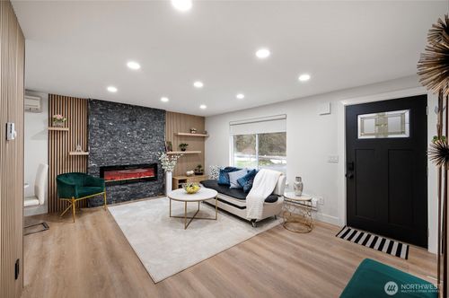 43730 Se 150th Street, North Bend, WA, 98045 | Card Image