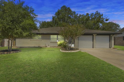 2231 Bayou Dr, League City, TX, 77573-2767 | Card Image