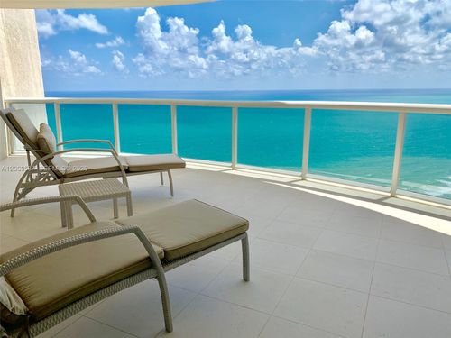 3202-17555 Collins Ave, Sunny Isles Beach, FL, 33160-2882 | Card Image